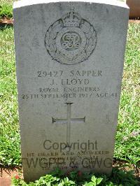 Dar Es Salaam War Cemetery - Lloyd, James